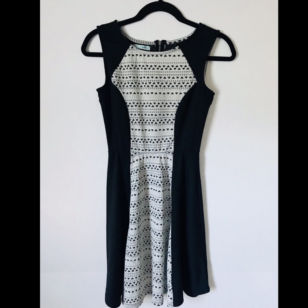 Maurice’s Dress Small